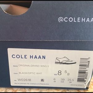 Nib Cole Haan Women's OriginalGrand Wingtip Oxfords Black Size 8.5